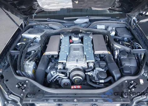 2004 Mercedes-Benz E 55 Amg z USA, uszkodzony, nr VIN WDBUF76J84A499783